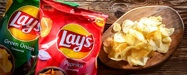 Poznan Pol Aug 2022 Packets Lay Potato Chips Popular American — 图库照片