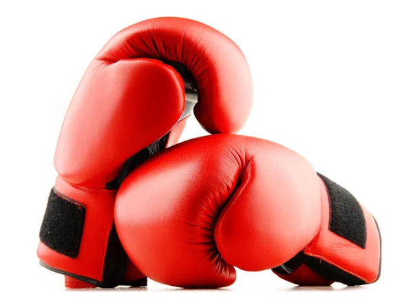 Par Luvas Boxe Couro Vermelho Isolado Fundo Branco — Fotografia de Stock