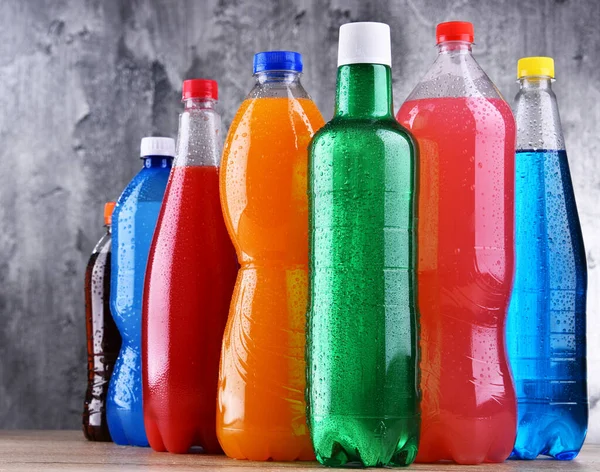 Plastic Bottles Assorted Carbonated Soft Drinks Variety Colors — Stock Photo, Image