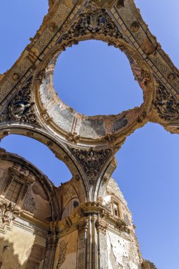 bir İspanyol İç Savaşı sırasında bombardımanında Belchite köy yok
