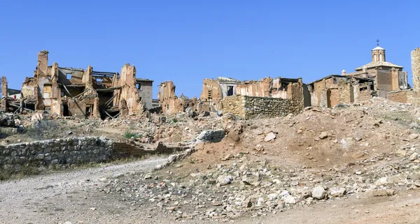bir İspanyol İç Savaşı sırasında bombardımanında Belchite köy yok