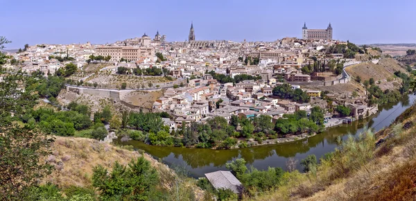 Toledo nehir tajo birlikte — Stok fotoğraf