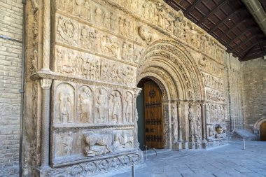 RIPOLL Manastırı orijinal cephe