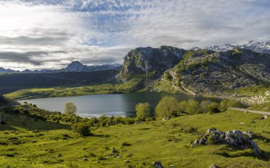 Lake ercina, İspanya