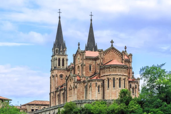 Catedral de Covadonga — Foto de Stock