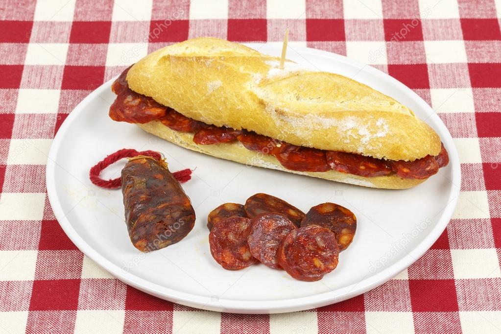 Sausage sandwich, typical Basque cap.