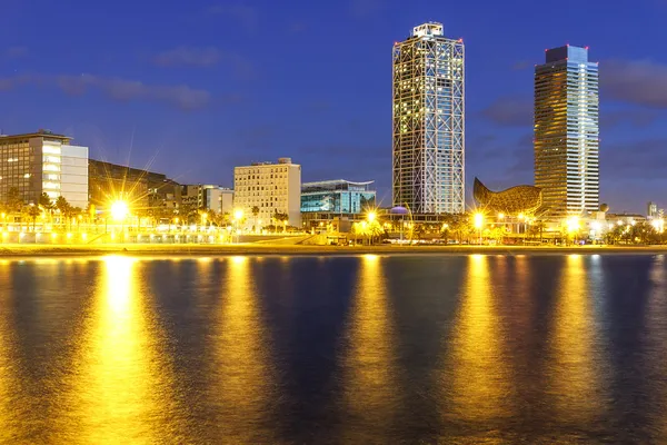 Vista general de Barcelona España a Mananecer — Foto de Stock