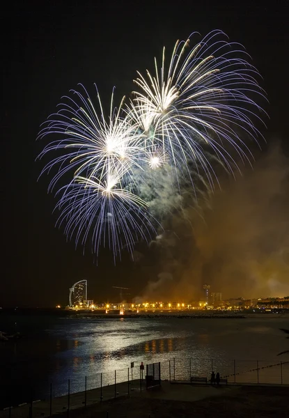 Fuegos artificiales Mercy 2013 en Barcelona — Foto de Stock