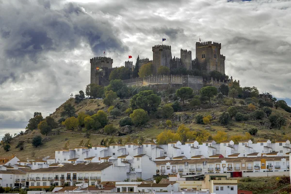 Almodovar del rio, cordoba Spanje — Stockfoto