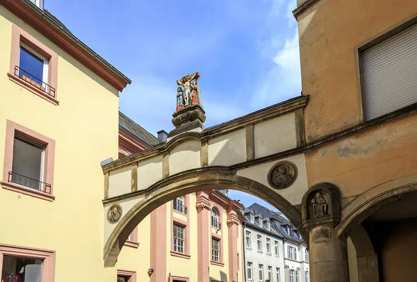 O arco com o Crucificação Trier — Fotografia de Stock