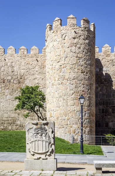 Scenic medieval city walls of Avila — Stock Photo, Image