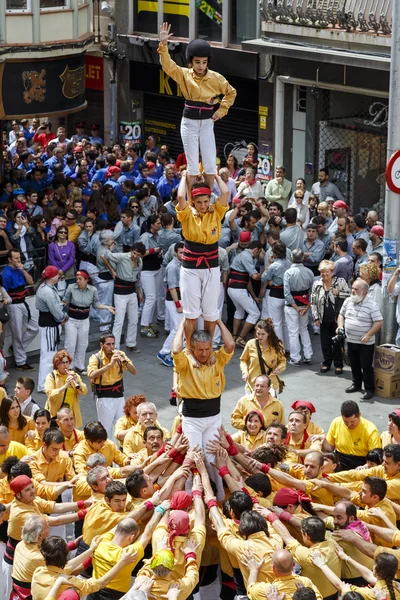 Castellers en fira arrop Badalona — Foto de Stock