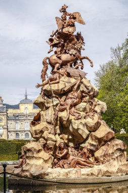 La granja. Kaynak Şöhret