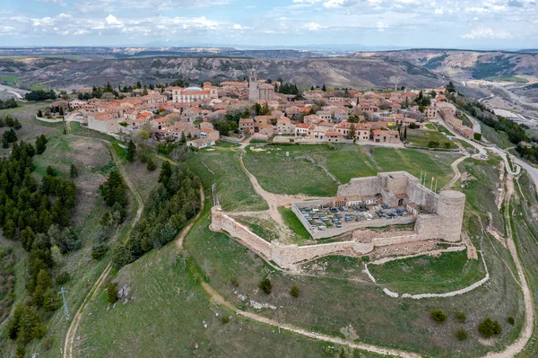 Medinaceli, İspanya 'nın Kastilya ve Leon eyaletlerinde yer alan bir şehirdir. Genel görünüm