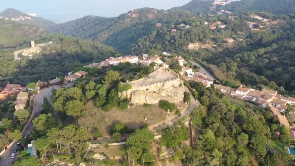 Restos Del Castillo Sobre Promontorio Que Domina Pueblo Begur Provincia — Vídeos de Stock