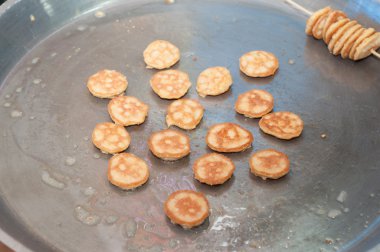 Pan kızarmış tatlı