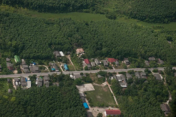 Carretera y ciudad en el campo de Tailandia —  Fotos de Stock