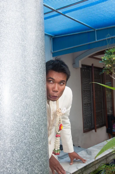 Asian thai bridegroom is waiting to see bride in wedding ceremon — Stock Photo, Image