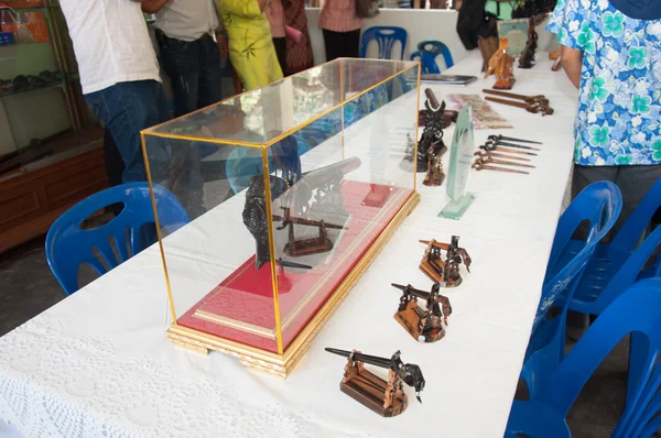 YALA, THAILAND - FEBUARY 9: Yala Raman Islamic Daggers Display — Stock Photo, Image