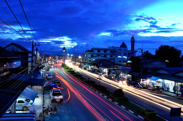 Yala 古い市場の時計塔交通都市の景観 — ストック写真