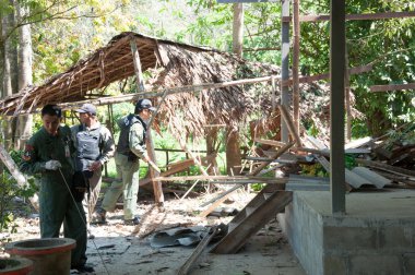 yala, Tayland - Şubat 23: patlayıcı mühimmat imha polis