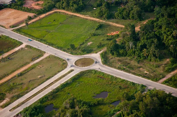 YALA, TAILÂNDIA - DEZEMBRO 5: Círculo de estrada perto de Kwanmuang Park de — Fotografia de Stock