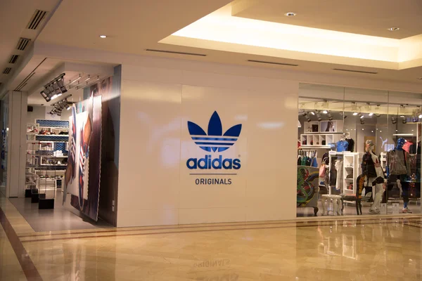 KUALA LUMPUR, MALAYSIA - SEP 27: adidas shop in Suria Shopping M — Stock Photo, Image