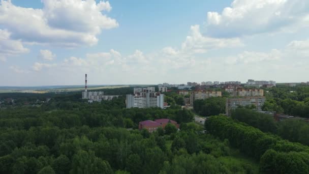 俄罗斯 普希诺 2021空中拍摄的城市上空的飞行视频 普希诺是俄罗斯科学院的科学中心之一 位于奥卡河右岸 — 图库视频影像