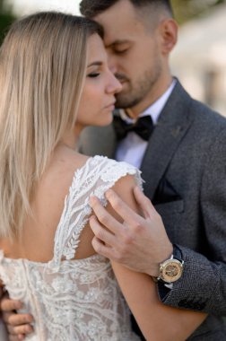 Mutlu düğün, gelin ve damat birlikte