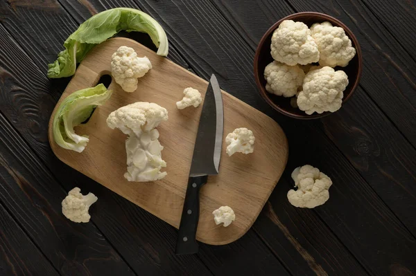 Raw Fresh Organic Cauliflower Wooden Background Healthy Eating Low Carb — Stock Photo, Image