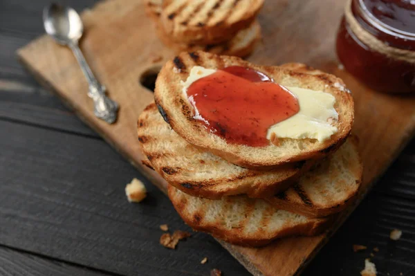Toast Bread Homemade Strawberry Jam Rustic Table Butter Breakfast Brunch — Stock fotografie