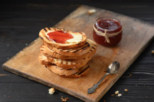 Toast Bread Homemade Strawberry Jam Rustic Table Butter Breakfast Brunch — ストック写真