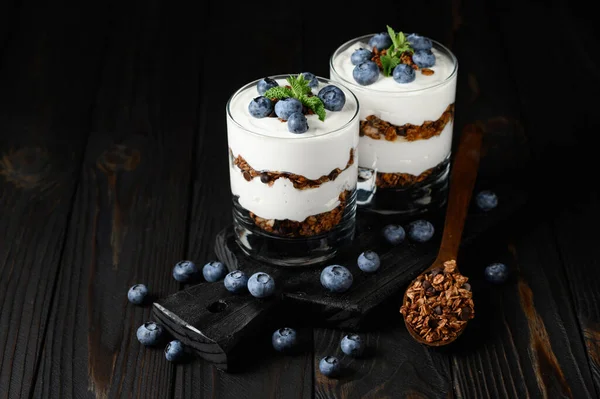Homemade Layered Dessert Fresh Blueberries Cream Cheese Yogurt Granola Glass — Stock fotografie