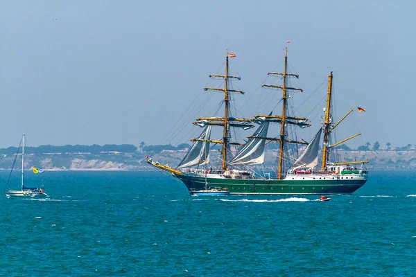 Ship Alexander Von Humboldt II — Stock Photo, Image