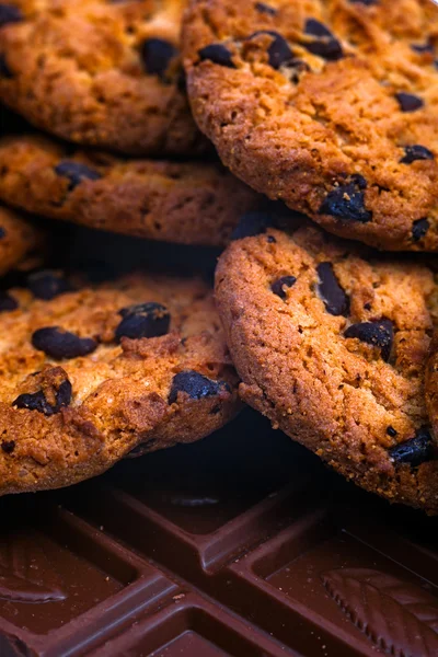 Galletas y chocolate — Foto de Stock