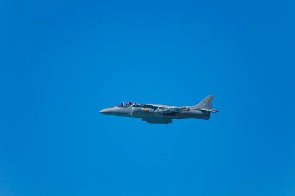 加上 av-8b 鹞 — 图库照片