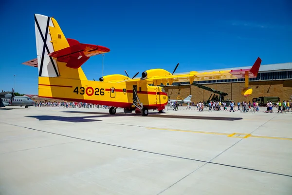 Deniz uçağı canadair cl-215 — Stok fotoğraf