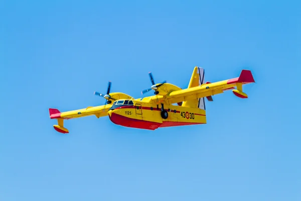 На гідролітаку Canadair Cl-215 — стокове фото