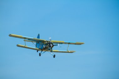 uçağı antonov an-2