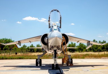 uçak dassault mirage f1