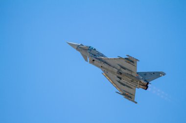 uçak eurofighter typhoon c-16