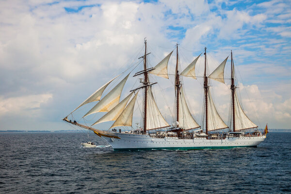 Ship Juan Sebastian de Elcano