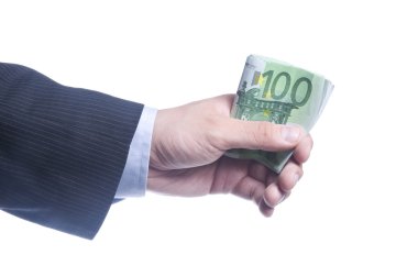 bir paketi Euro elini tutar