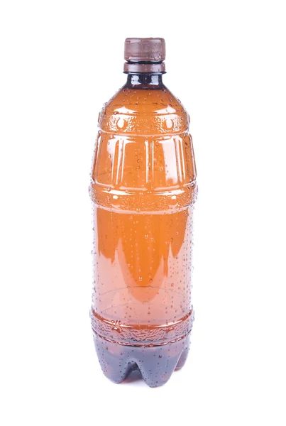Natte bruine plastic fles — Stockfoto