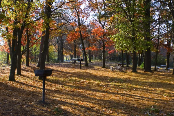 Terrain de camping en automne — Photo