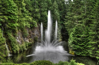 su çeşme HDR parkta