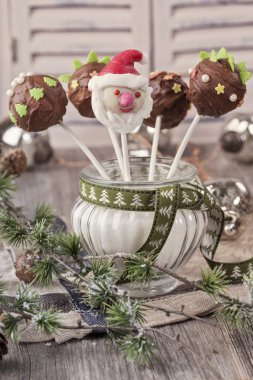 Noel kek pops