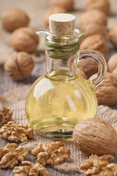 Walnuts oil — Stock Photo, Image