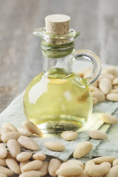 Almonds oil — Stock Photo, Image
