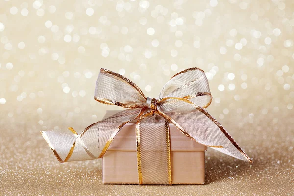 Vánoční dárková krabice — Stock fotografie